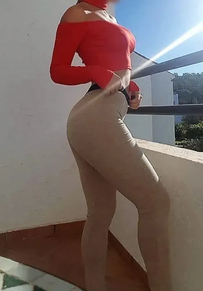 Leyre, Caucasian