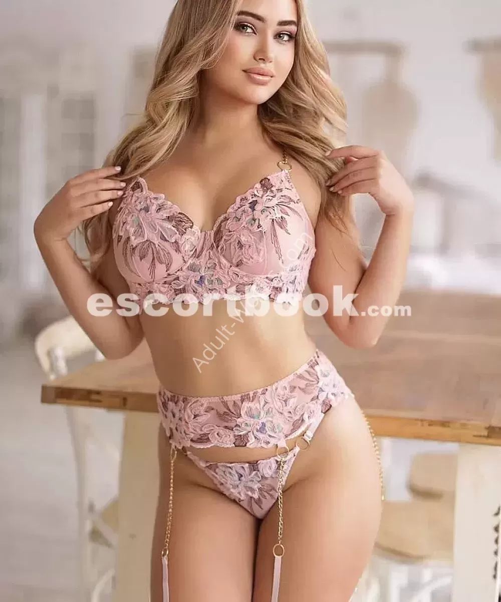 Ilana, Caucasian