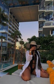 Angel , Latina