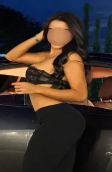 Aida Escortss, Indien
