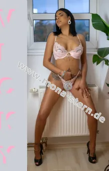 Vicky, Latina