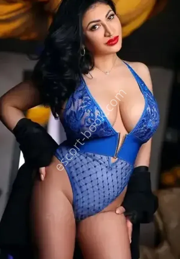 Sophia, Caucasian