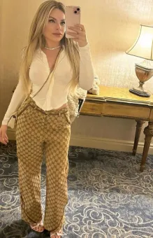 Adagio, Latina