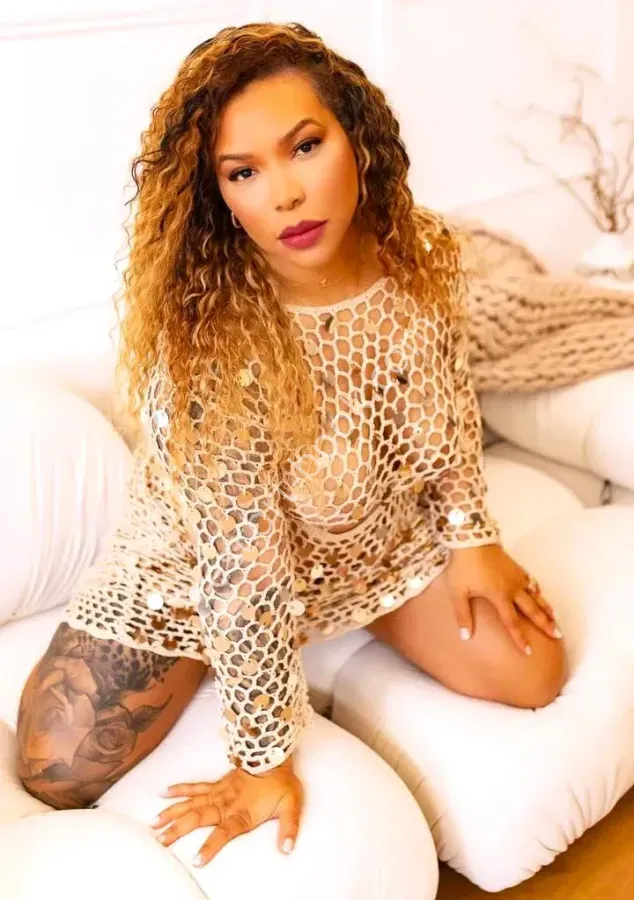 Jessy, Latina