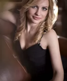 Carolina, Mixed